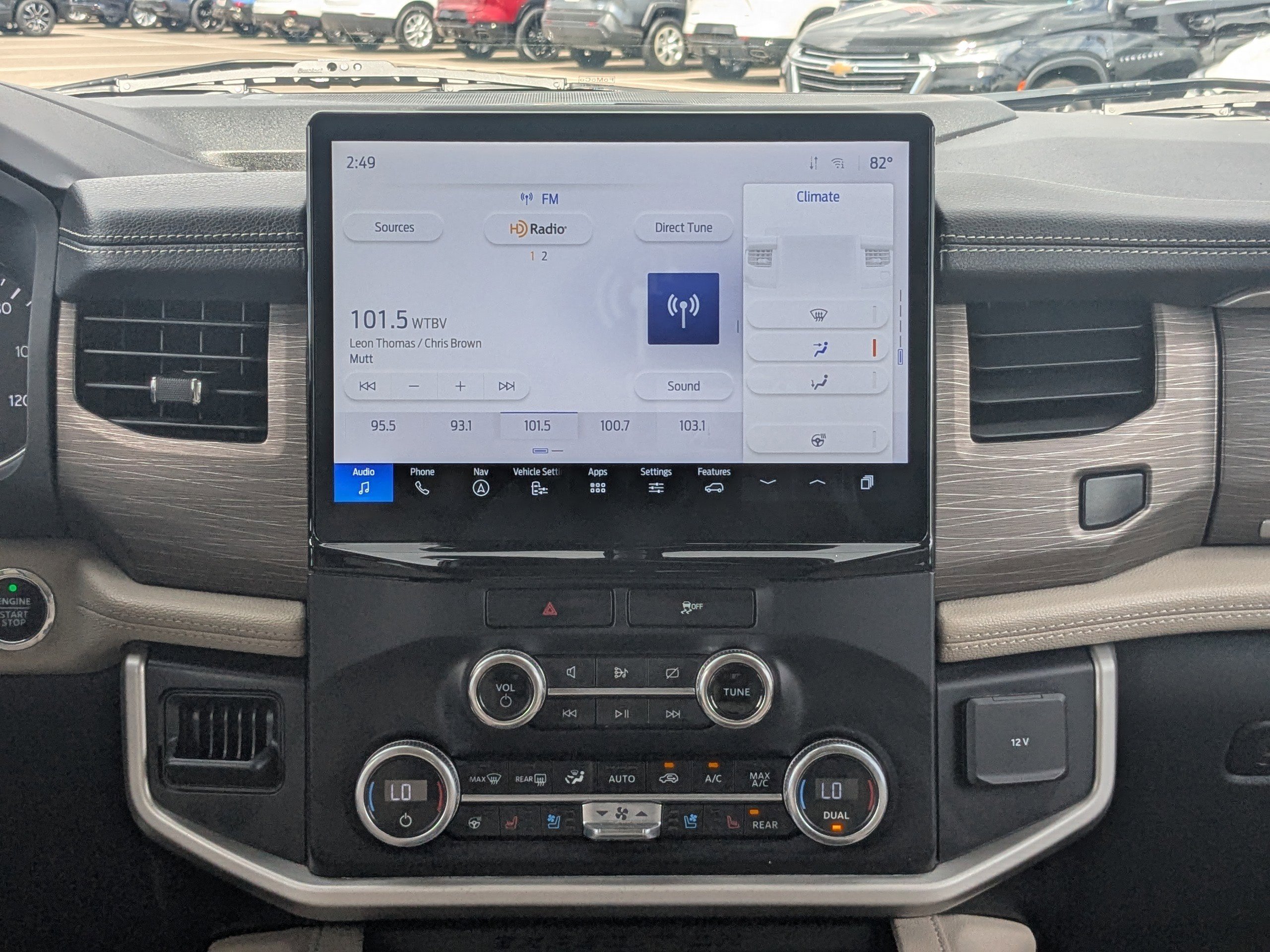 2023 Ford Expedition MAX Limited photo 18