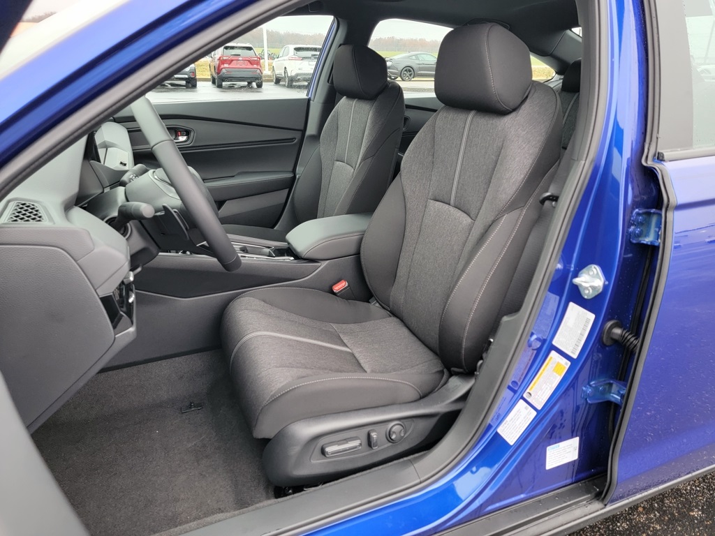 2025 Honda Accord Hybrid Sport photo 2