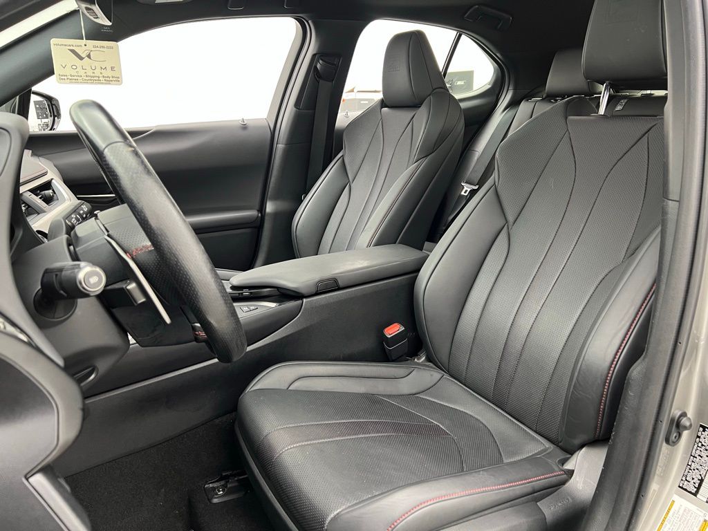 2022 Lexus UX 250h F SPORT photo 7