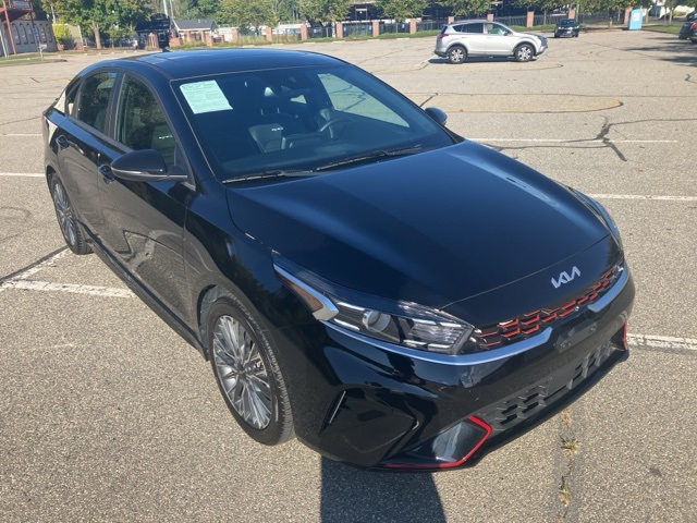 2024 Kia Forte GT-Line photo 3