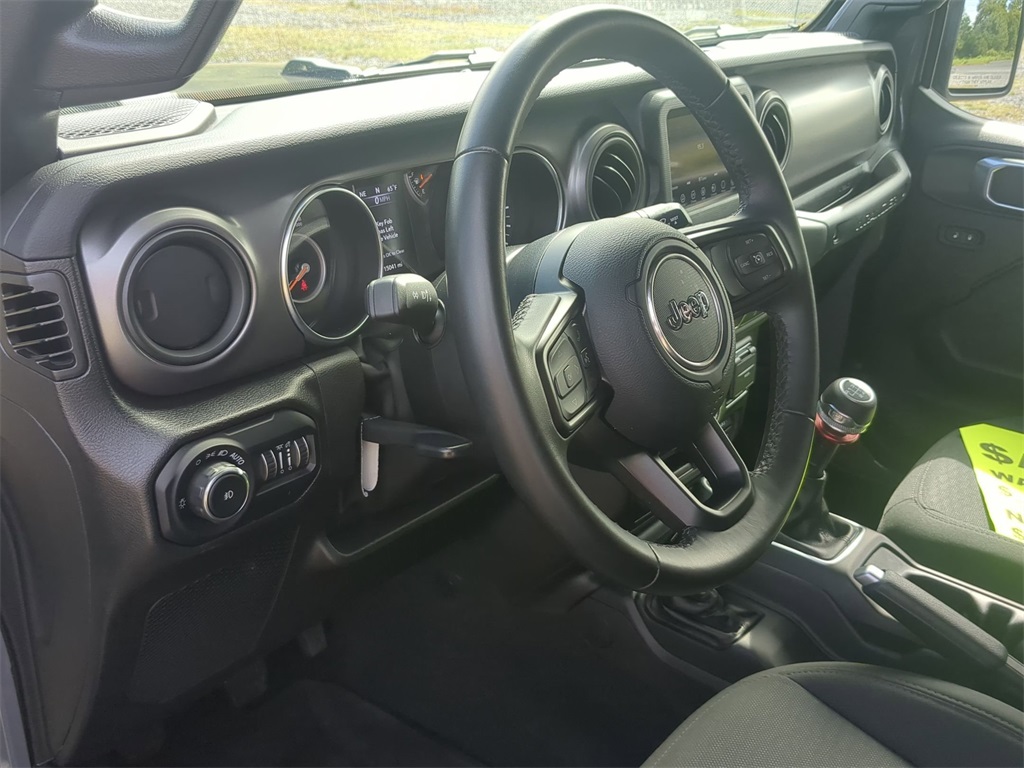 2022 Jeep Wrangler Sport S photo 12