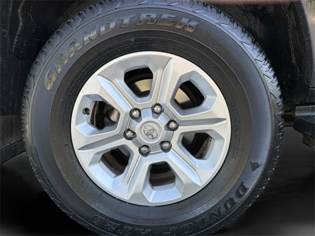2024 Toyota 4Runner SR5 Premium photo 31