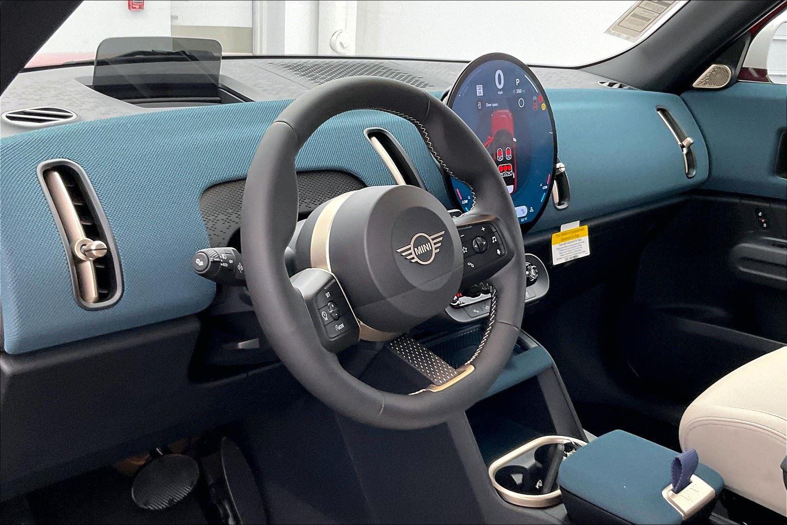 2025 Mini Countryman S ALL4 photo 3
