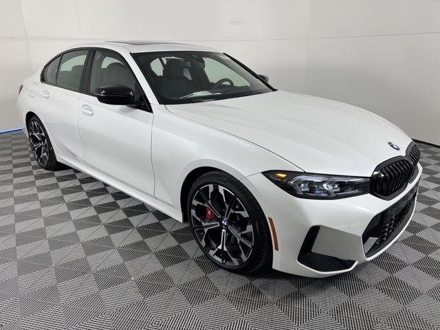 2026 BMW 3 Series 330i's photo