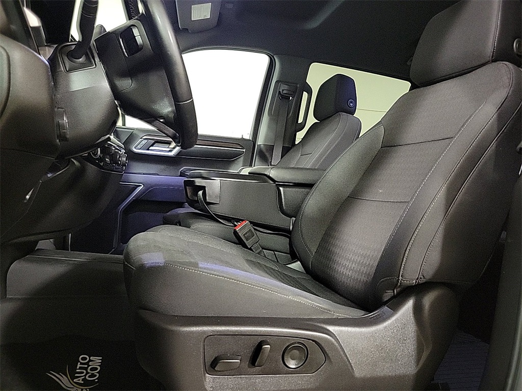 2024 CHEVROLET SILVERADO - Image 12