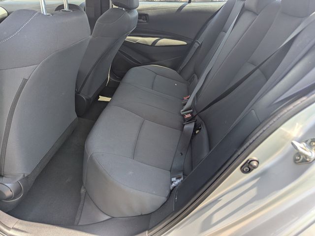 2022 Toyota Corolla LE photo 15