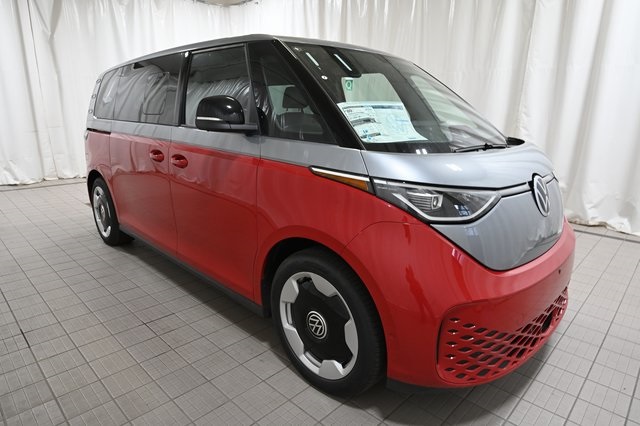 2025 Volkswagen ID. Buzz Pro Plus photo 16