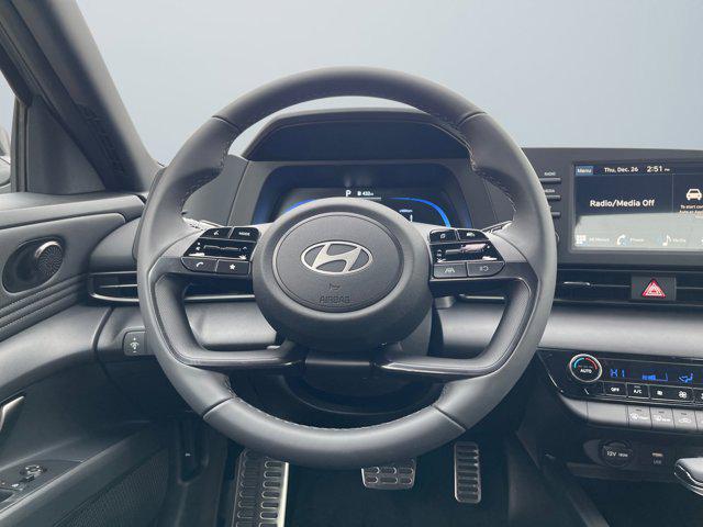 2025 Hyundai Elantra SEL Sport photo 11
