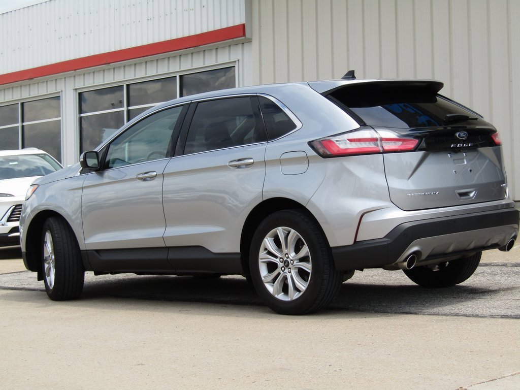 2024 Ford Edge Titanium photo 7