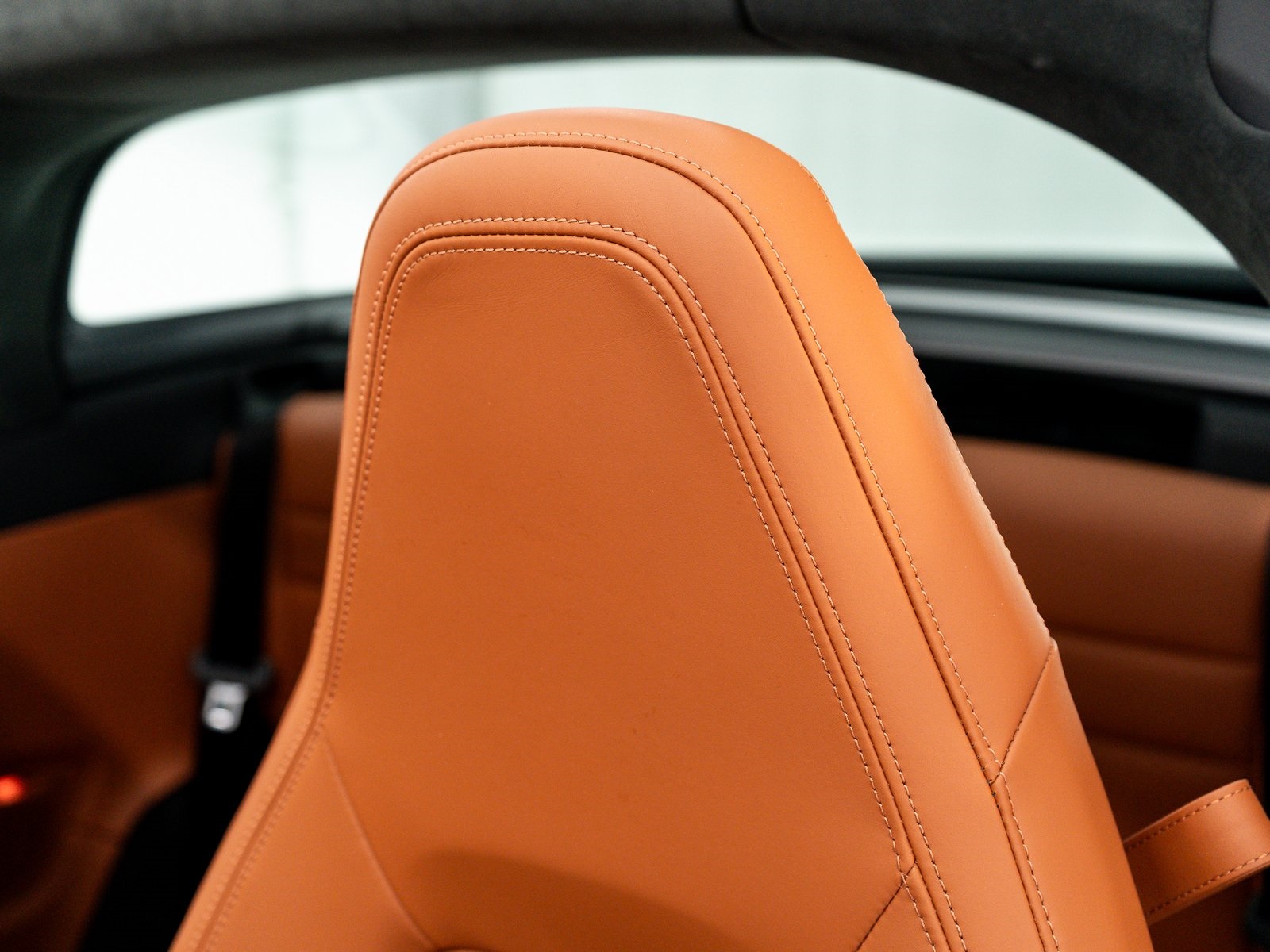 2025 Porsche 911 Targa 4 GTS photo 25