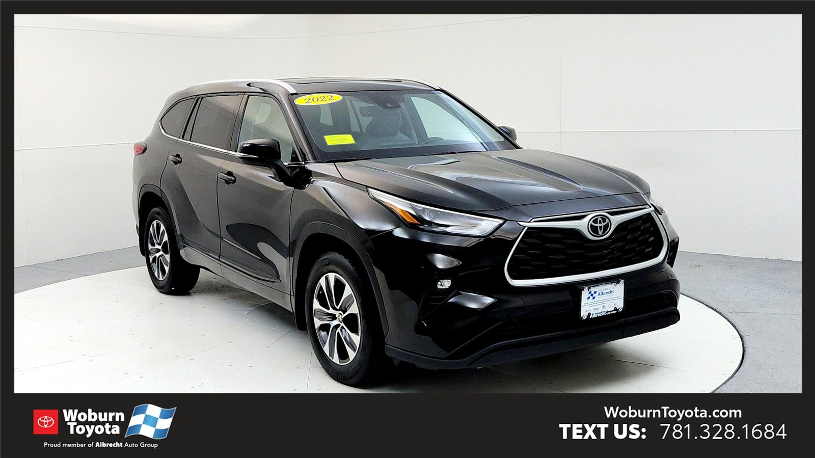 2022 Toyota Highlander XLE's photo