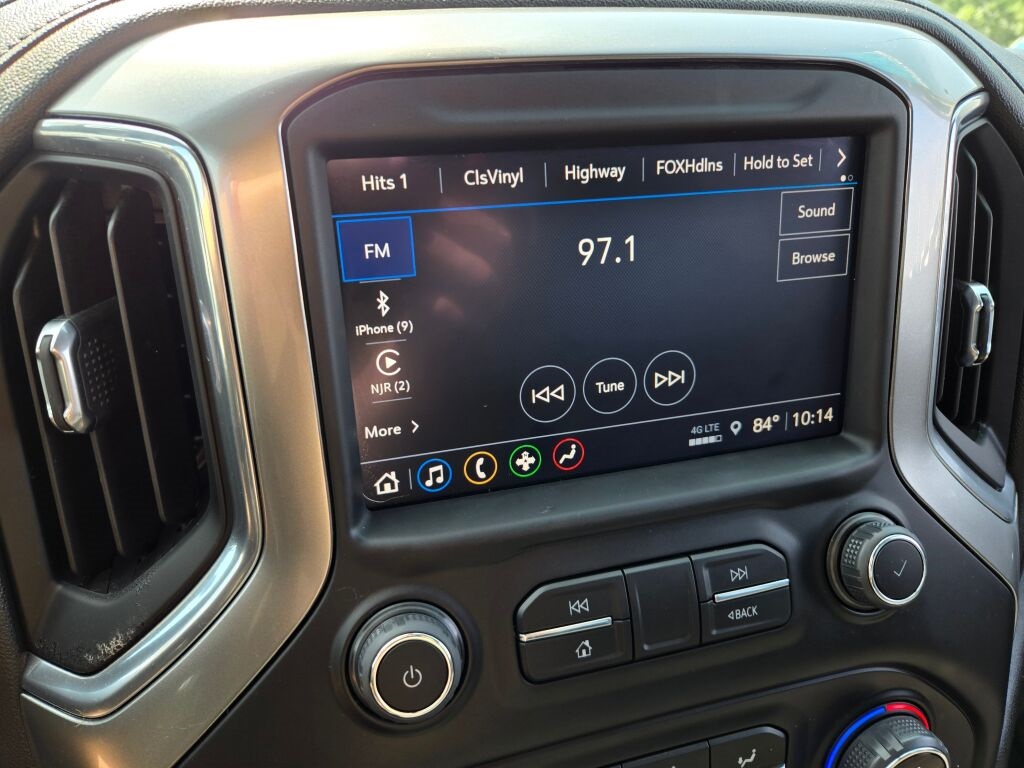 2022 Chevrolet Silverado 1500 LT photo 24
