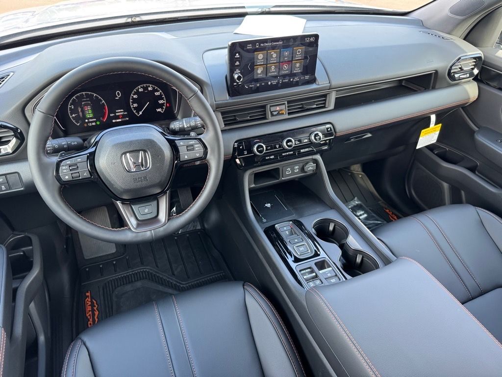 2025 Honda Pilot TrailSport photo 4