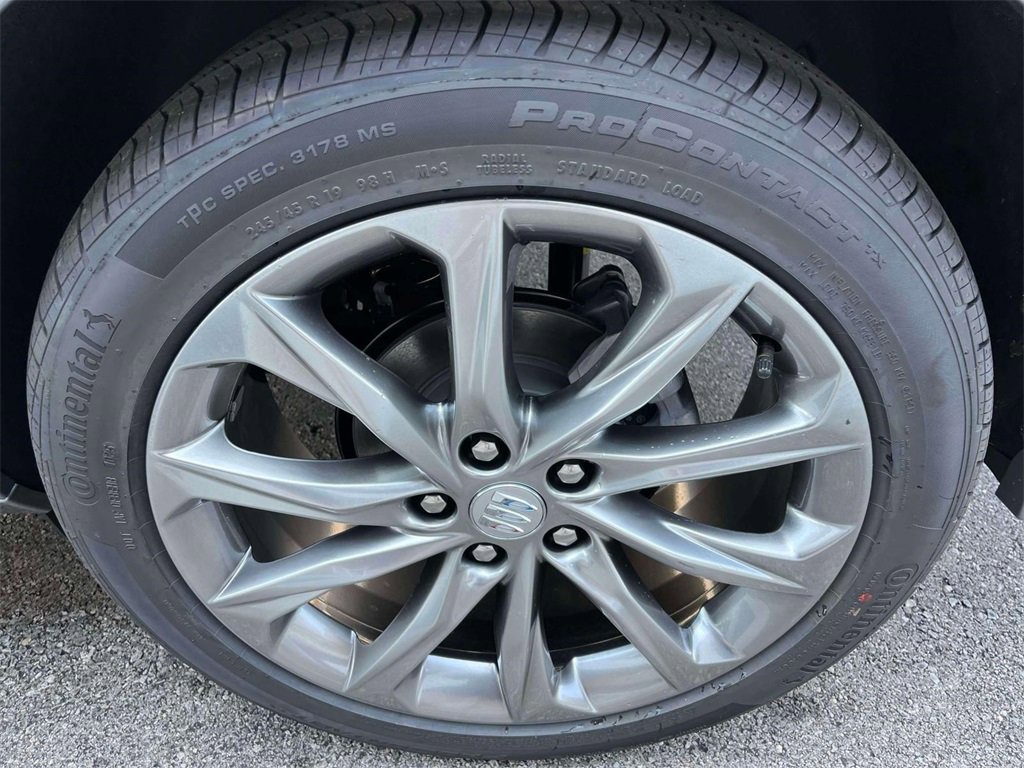 2026 Buick Encore Avenir photo 11