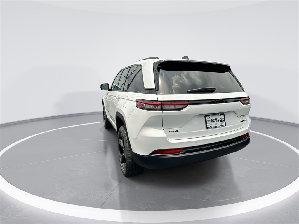 2025 Jeep Grand Cherokee Limited photo 6