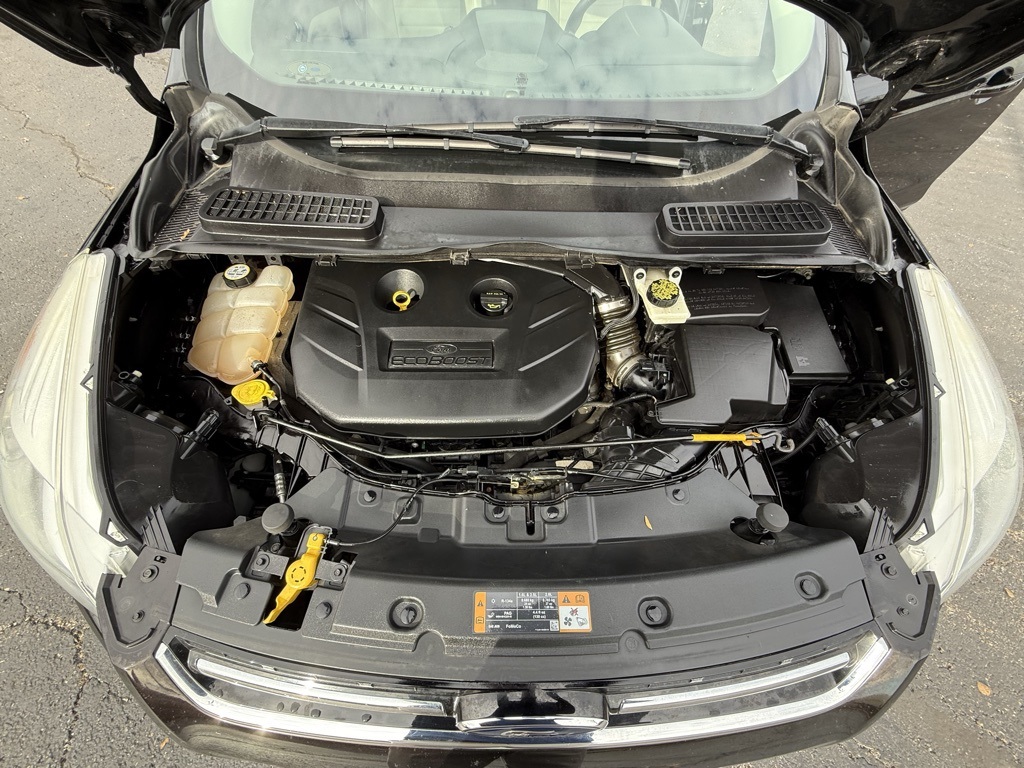 2013 Ford Escape SEL photo 2