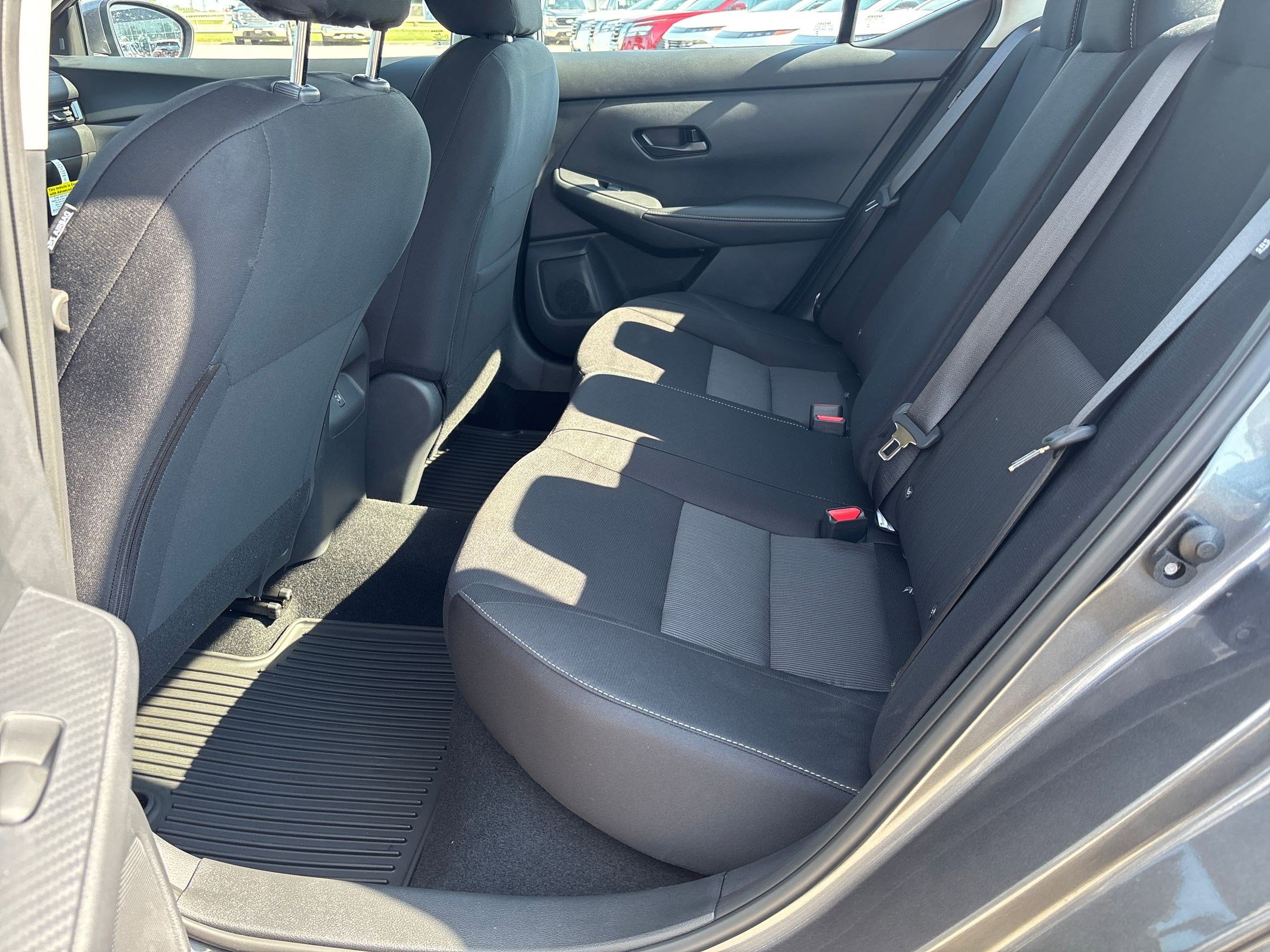 2025 Nissan Sentra SV photo 15