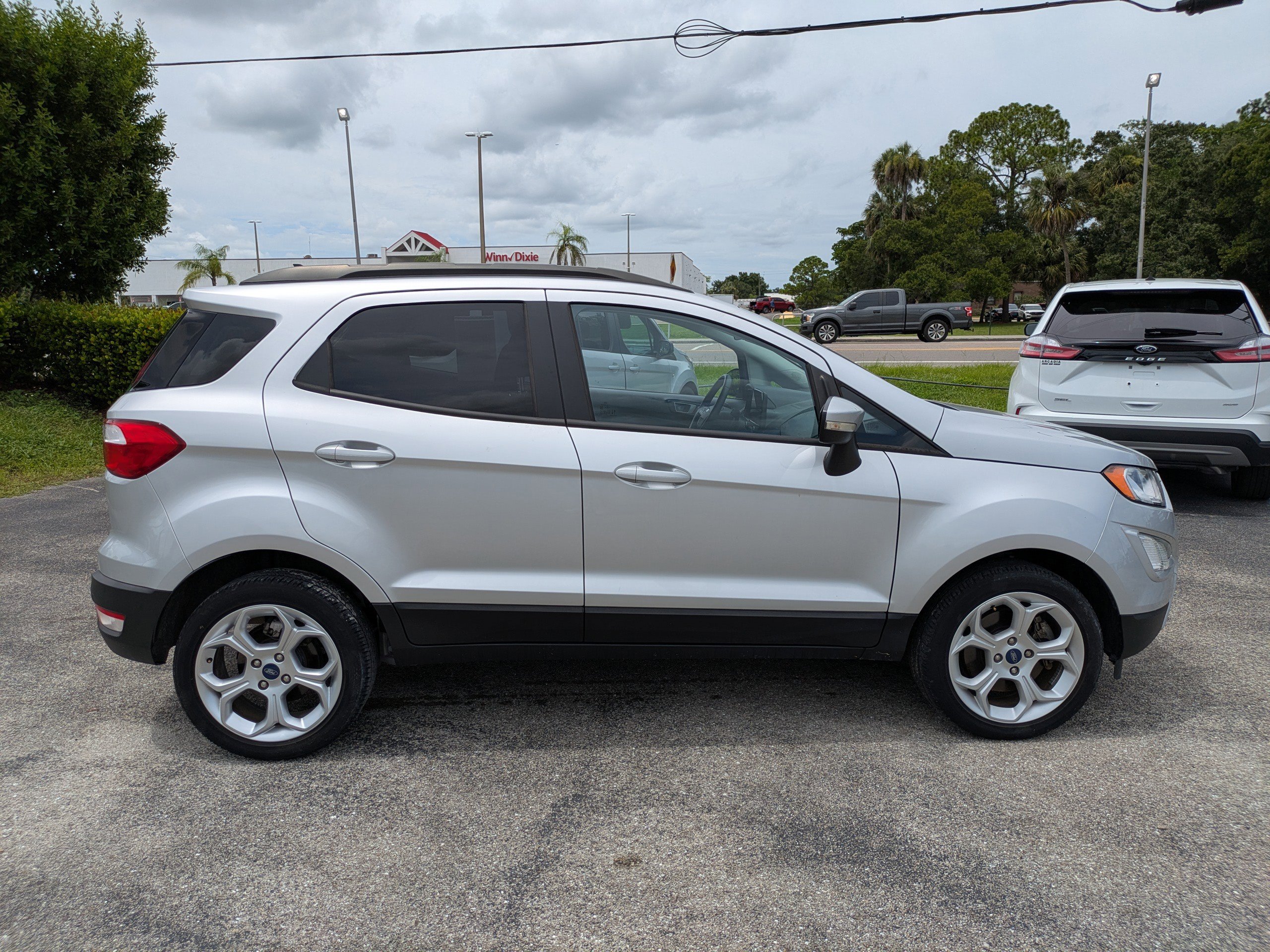 2021 Ford EcoSport SE photo 3