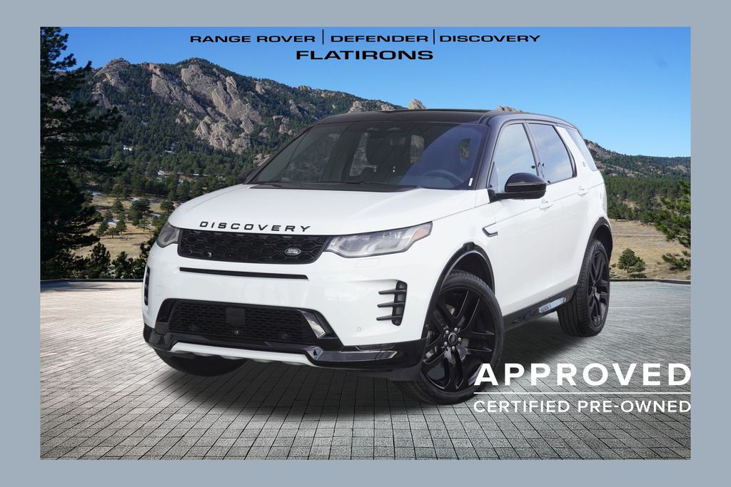 2025 Land Rover Discovery Sport Dynamic SE's photo