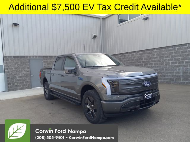 New 2025 Carbonized Gray Metallic Ford Lariat image 1