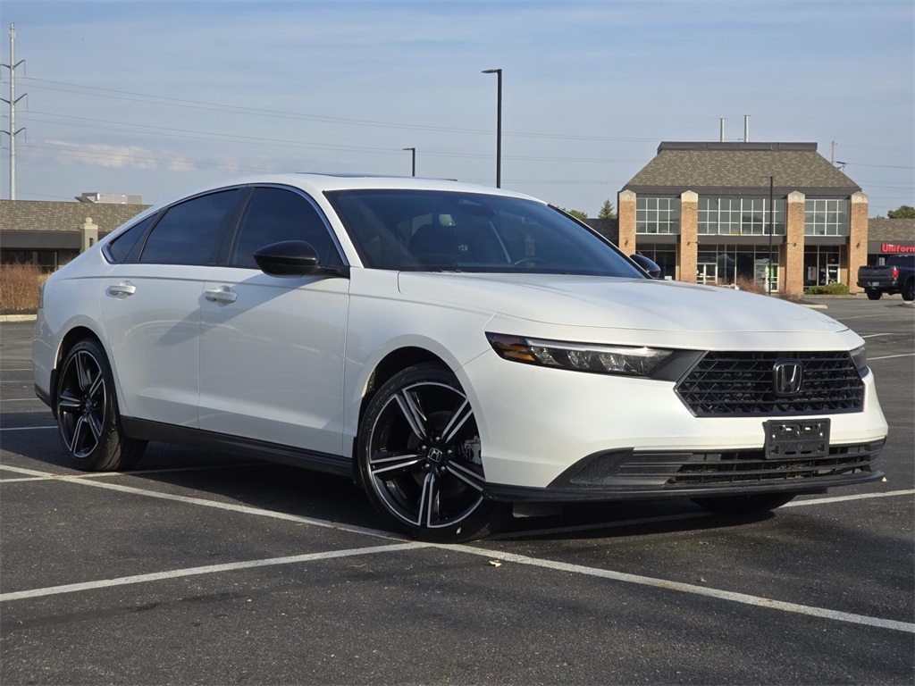 2024 Honda Accord Sport Hybrid photo 2