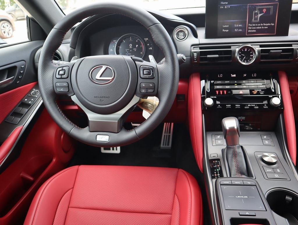 2025 Lexus IS 350 F SPORT photo 32