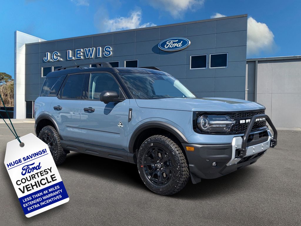 2025 Ford Bronco Sport Outer Banks's photo