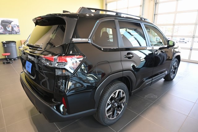 2026 Subaru Forester Premium Base photo 4