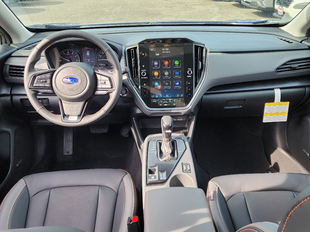 2025 Subaru Crosstrek Limited photo 2