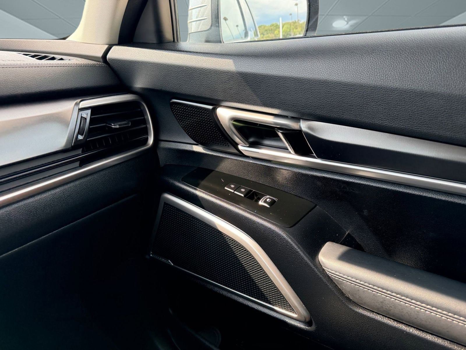 2024 Kia Telluride S photo 25