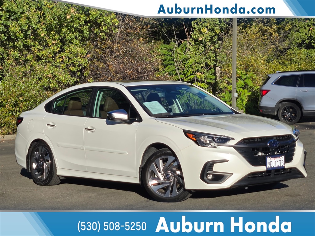 2023 Subaru Legacy Touring's photo