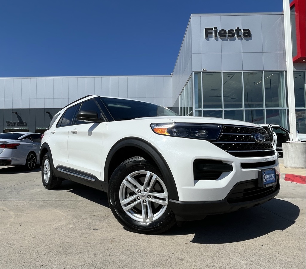 2024 Ford Explorer XLT's photo