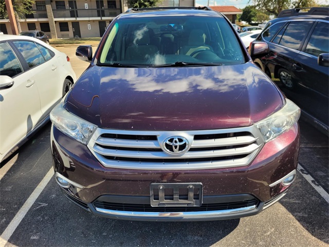 2012 Toyota Highlander Base photo 2