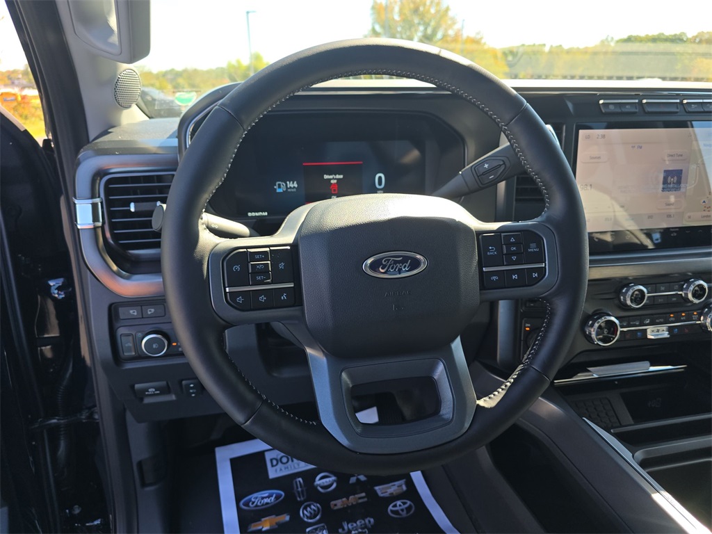2024 Ford F-250 Lariat photo 13
