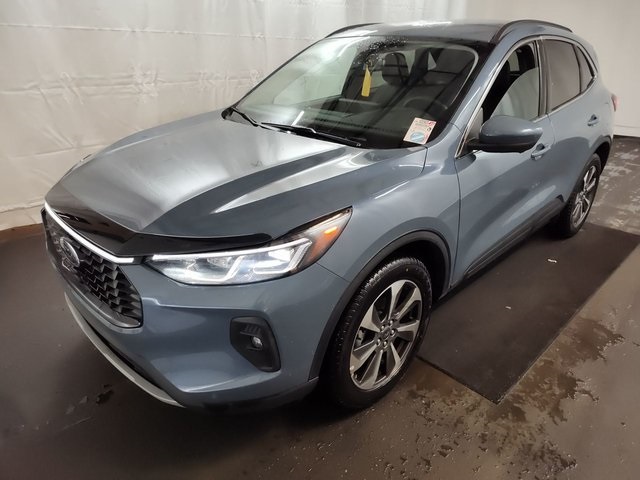 Image 3 of Pre-Owned 2024 Ford Escape Platinum