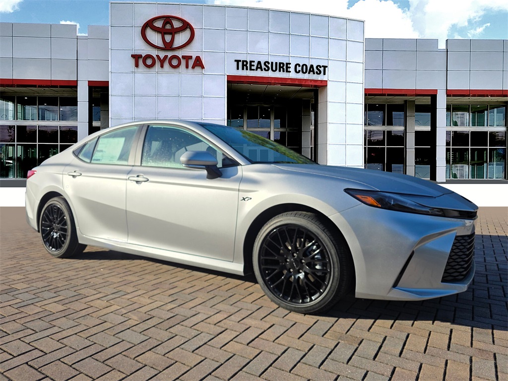 2026 Toyota Camry LE's photo