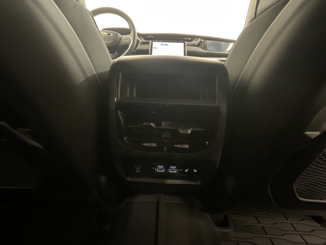 New 2024 Bright White Clear-Coat Exterior Paint Jeep Trailhawk 4xe image 28