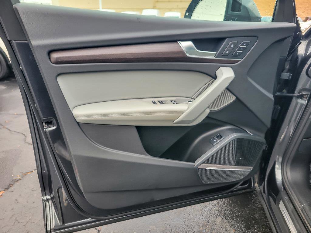 2022 AUDI Q5 - Image 24