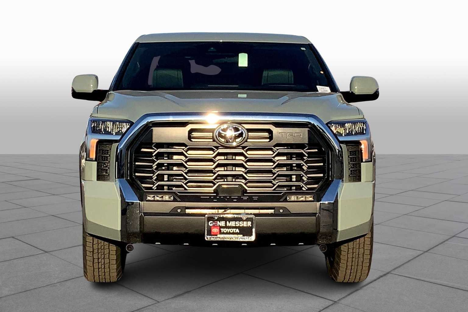 2026 Toyota Tundra SR5 CrewMax photo 3