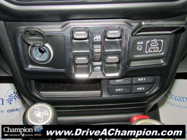 2021 Jeep Wrangler Unlimited Sahara photo 27