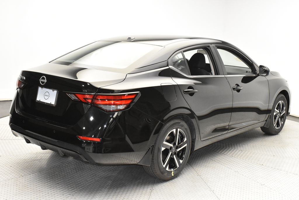 2025 Nissan Sentra SV photo 4