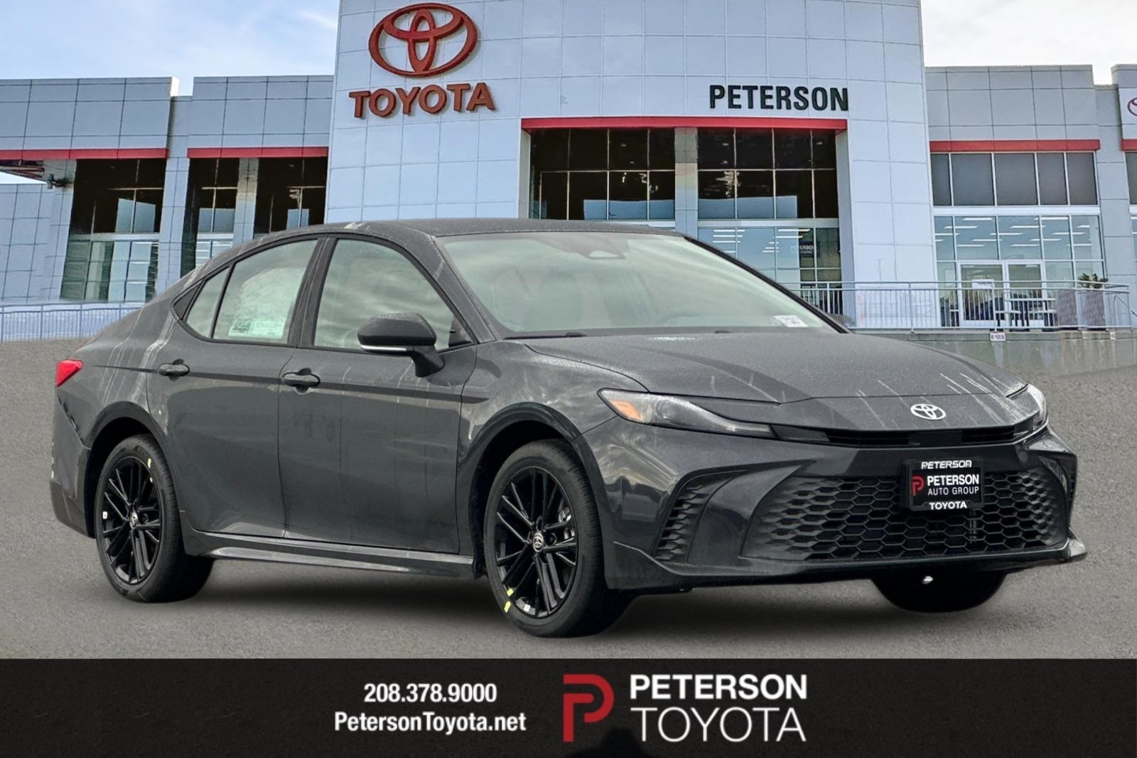 2026 Toyota Camry SE's photo