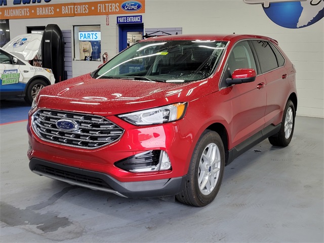 2022 Ford Edge SEL photo 9