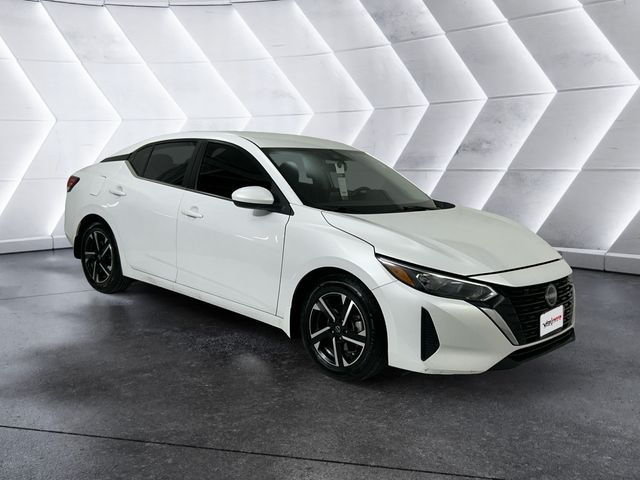 2024 Nissan Sentra SV's photo