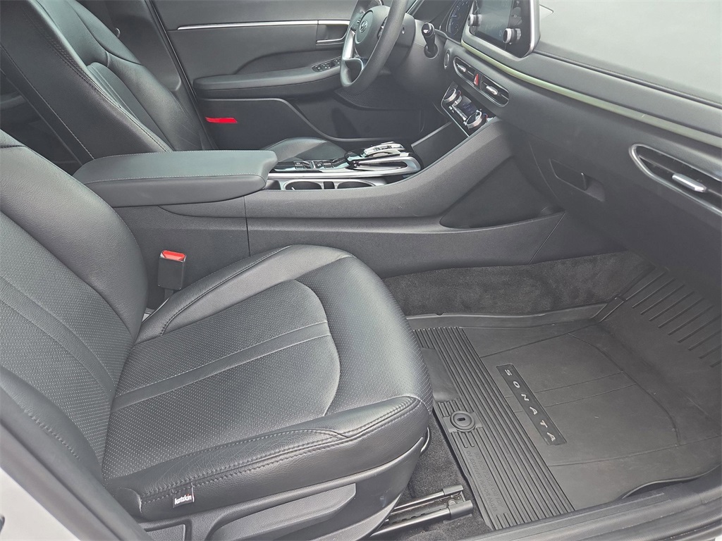 2022 Hyundai Sonata SEL photo 32