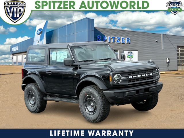 2025 Ford Bronco 2-Door Base's photo