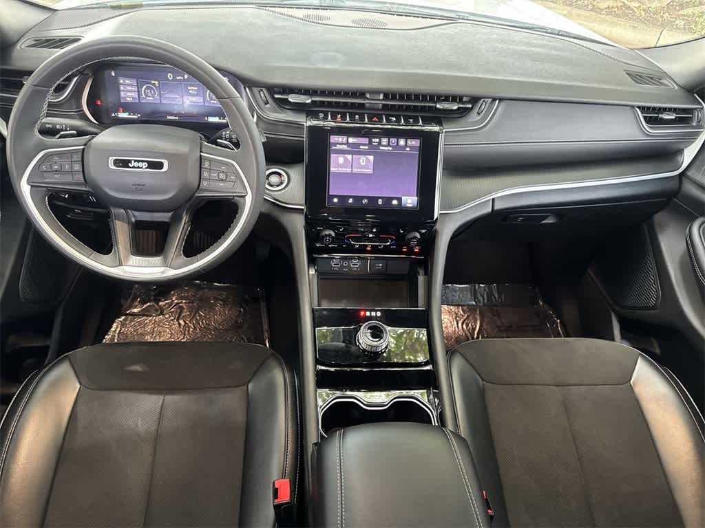2023 Jeep Grand Cherokee Altitude photo 22