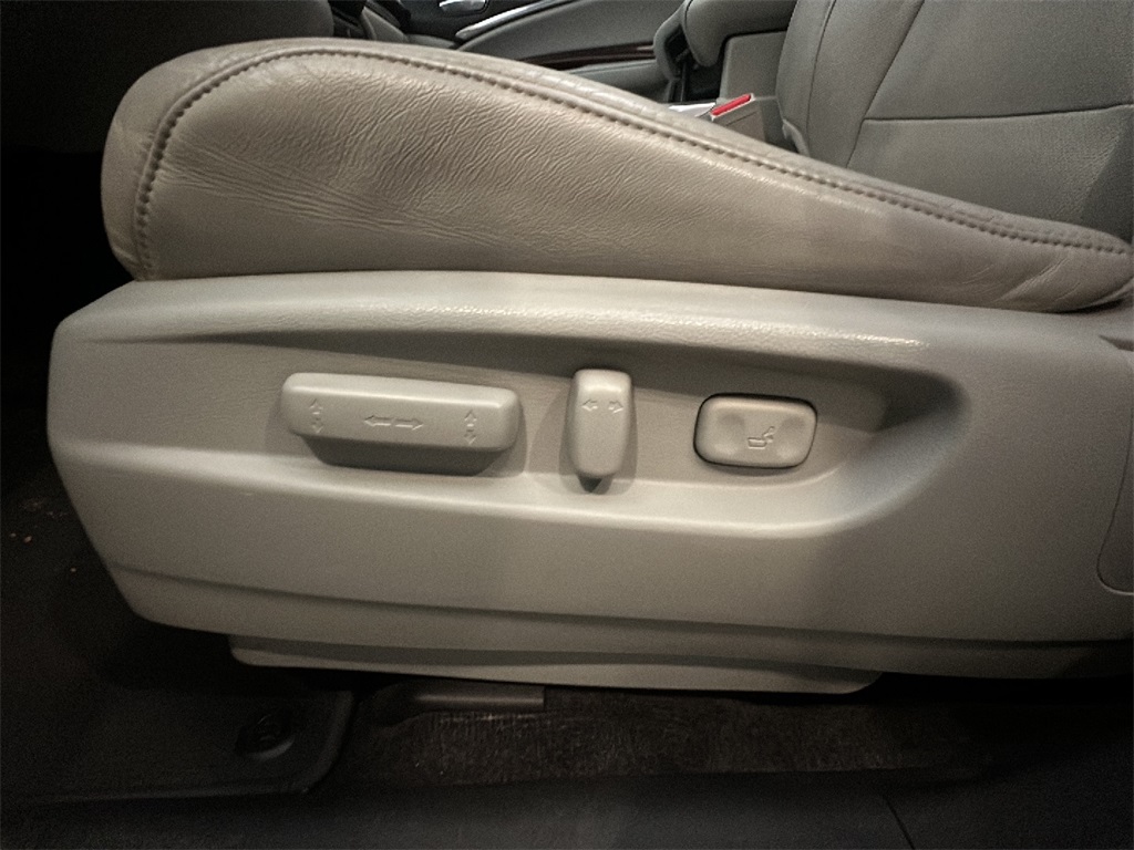 2016 Acura MDX SH-AWD Advance Entertainment photo 7