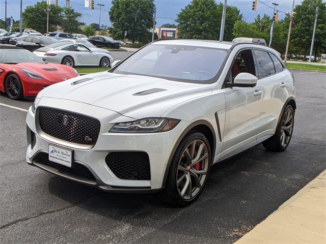 2019 Jaguar F-PACE SVR photo 3