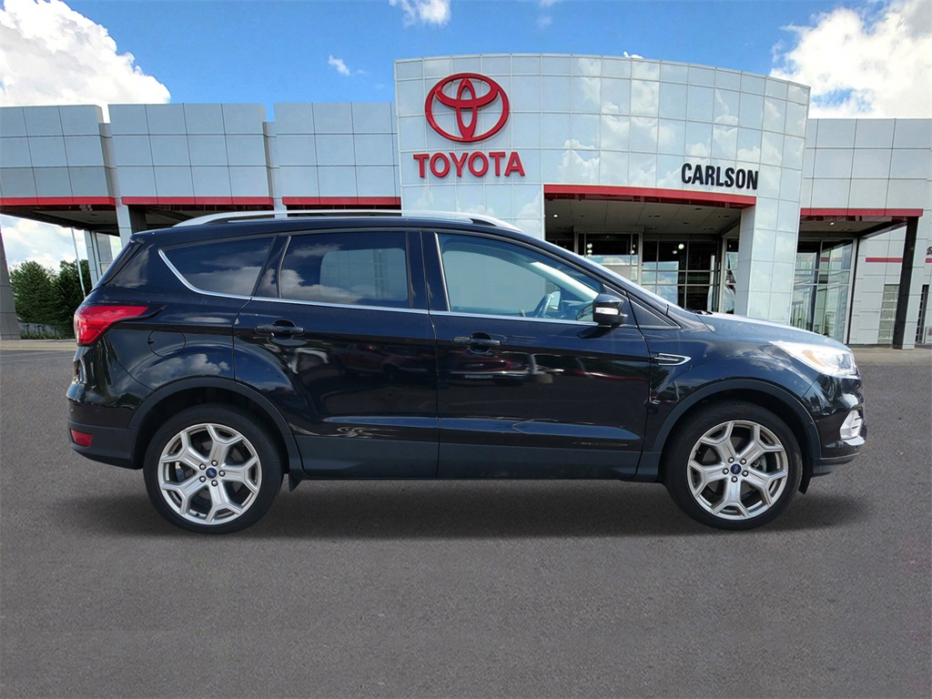 2019 Ford Escape Titanium photo 3